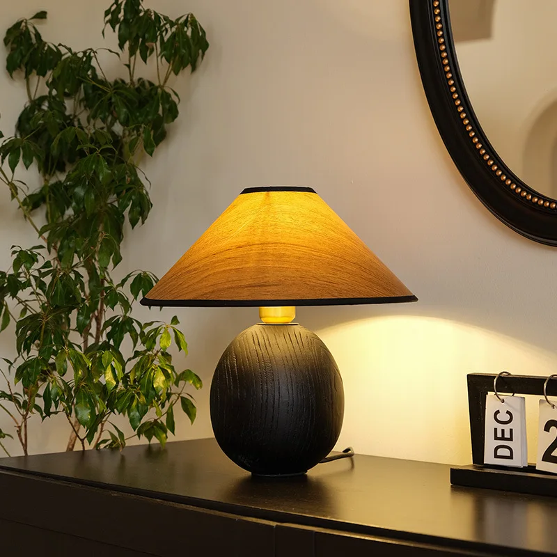 

Medieval Wooden Retro Table Lamp LED Living Room Bedroom Bedside Study Cafe Teahouse Zen Japanese Creative Nostalgic Desk Lights
