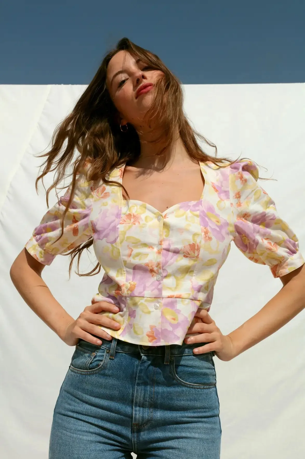 

Французская льняная рубашка Slim Fit с принтом и квадратным воротником, женская модная рубашка на весну-лето, новинка 30878