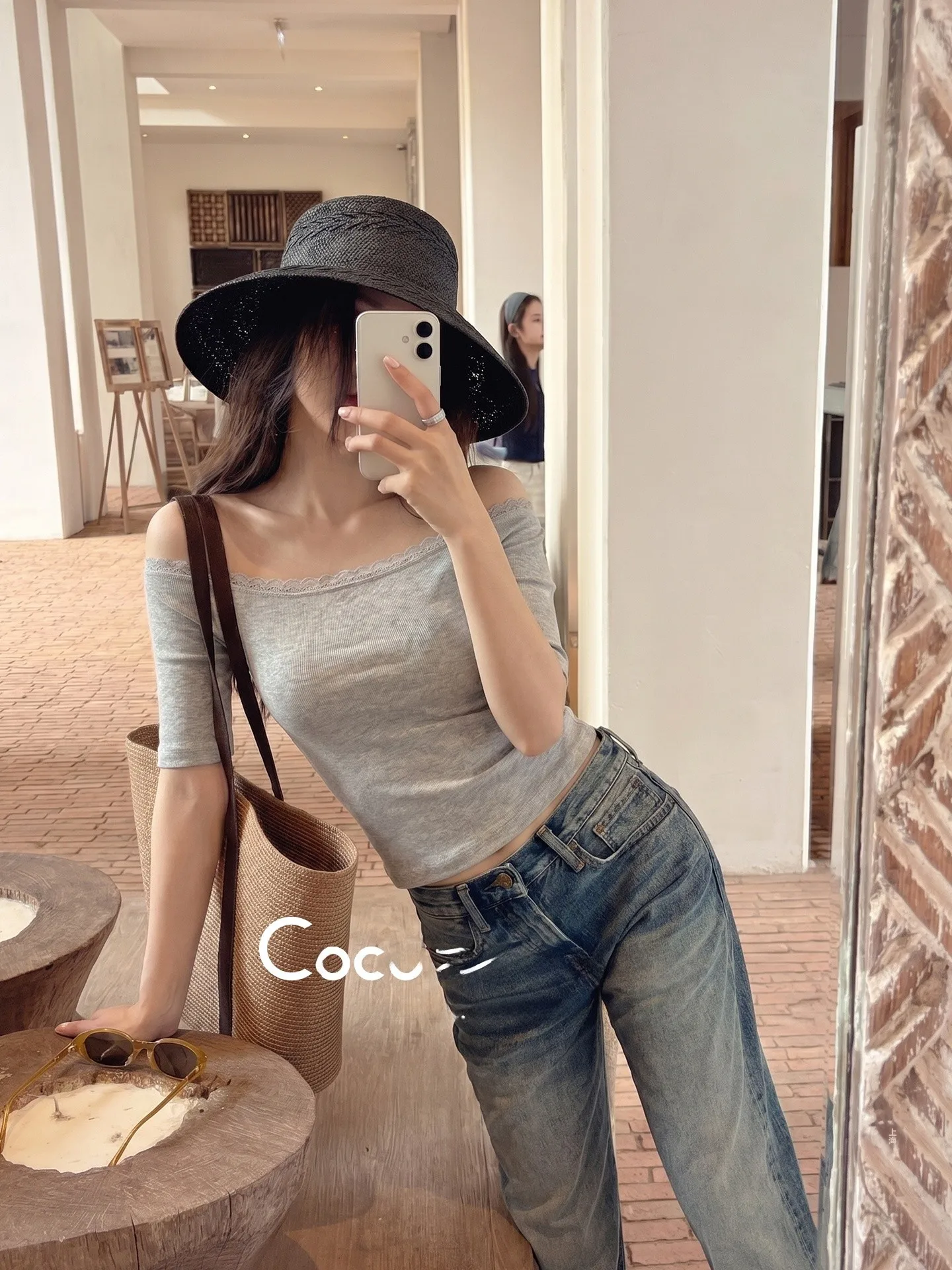 

Slim Fit Lace Trim T-Shirt Short Sleeve Minimalist Style Early Spring Fashionable Women's Cotton Blend T-Shirt by COCOZONE