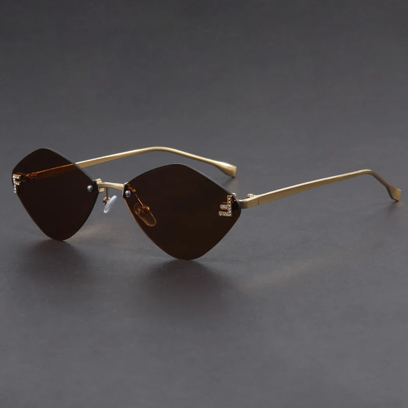 New Men's Advanced Ultra Light Coarse Frame Fashion Square Sunglasses Women Men Trendy Anti Mist Outdoor Driving Shades UV400