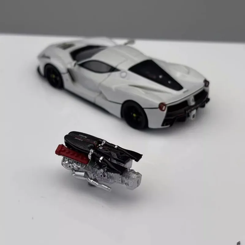 DMH 1:64 con decoración de motor, simulación de resina de alta gama, decoración de colección de modelos de coches estáticos, un regalo de vacaciones para amigos.