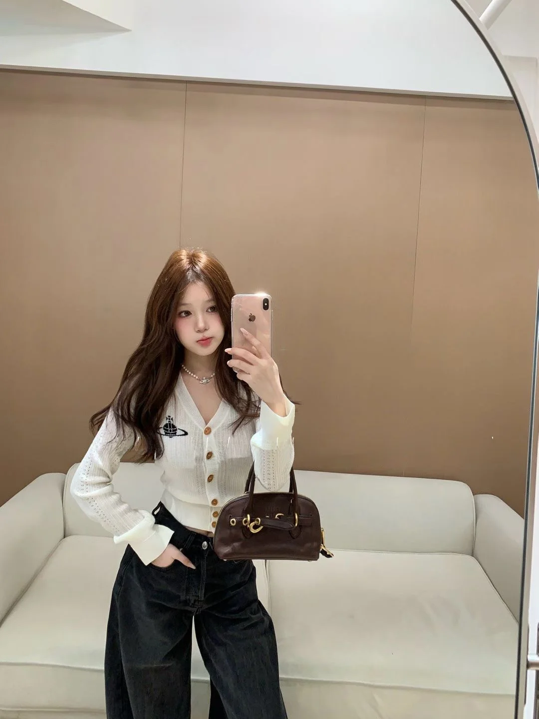 

Elegant V-Neck Short Knitted Cardigan Embroidered Design Casual Fit Cotton Long Sleeve Women's Warmth Outerwear