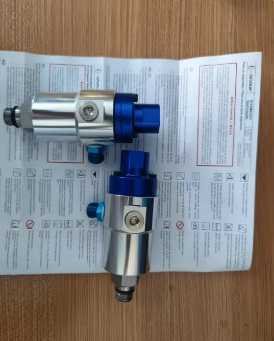 DuBoLin 902-121-188 高速ロータリージョイント、アキシャル 3/8 内ネジ 1 個