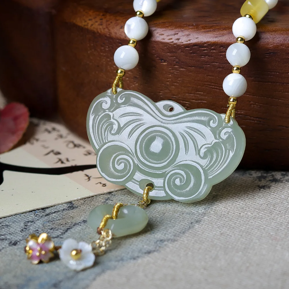 

Original New Chinese Style Hotan Jade Butterfly Sweater Chain Handcrafted Fishbone Pattern Traditional Chinese Necklace