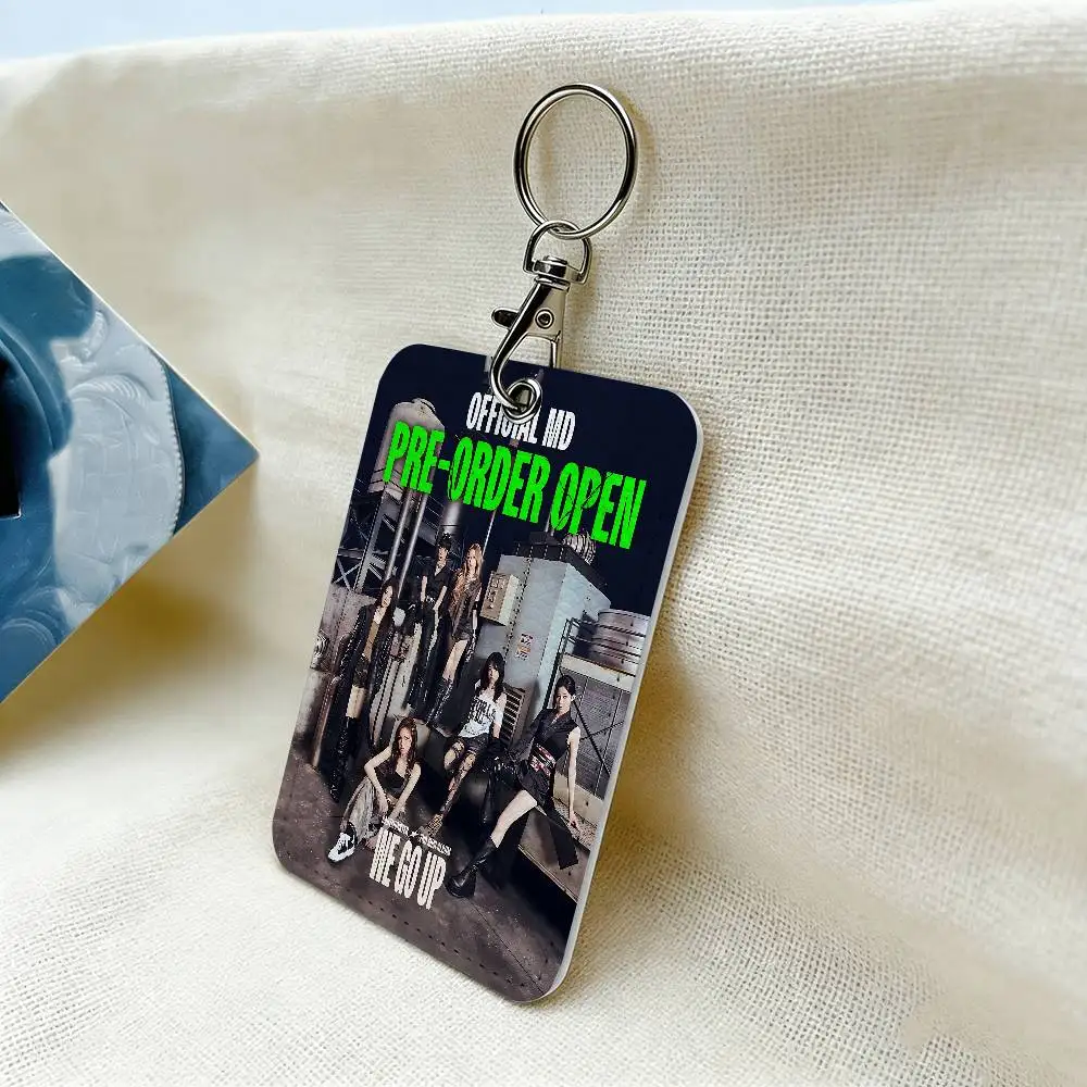 Kpop B-Baby Hot Monster Kartenhalter, Schutzhüllen für Studentenausweise, Studenten-Campus-Zugangskarten, Schlüsselanhänger, Anti-Verlust – Detail 9