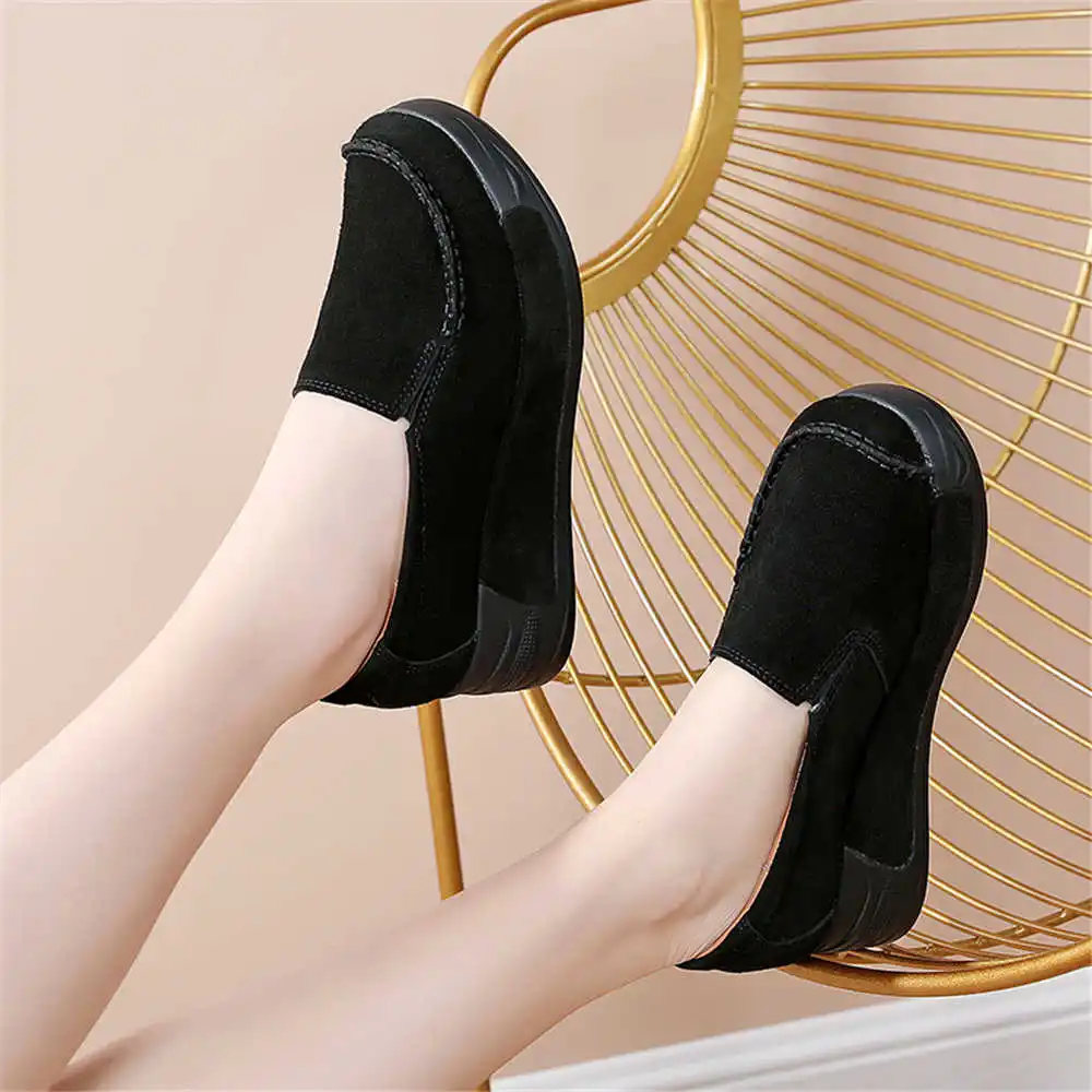 

Laceless Slip On Hiking Shoes Womens Climbing Shoes Yellow Sneakers Woman Sports Tenes Runings Zapatiilas Pas Cher