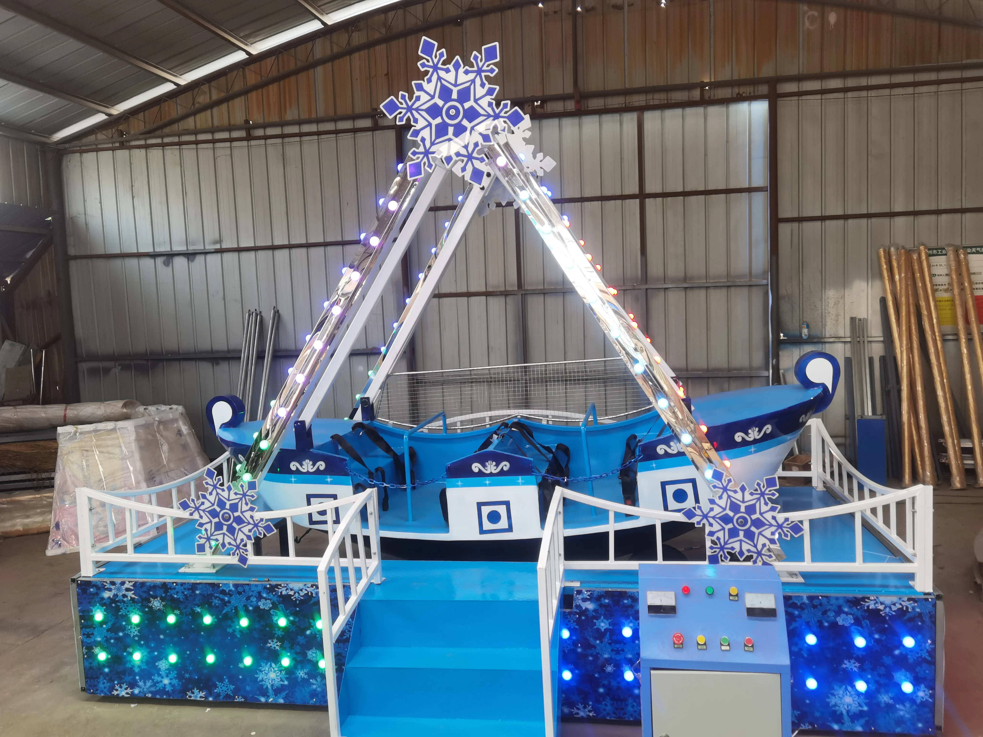 Mobile Amusement Park Rides Children Game Swing Boat Trailer Mounted Mini Pirate Ship