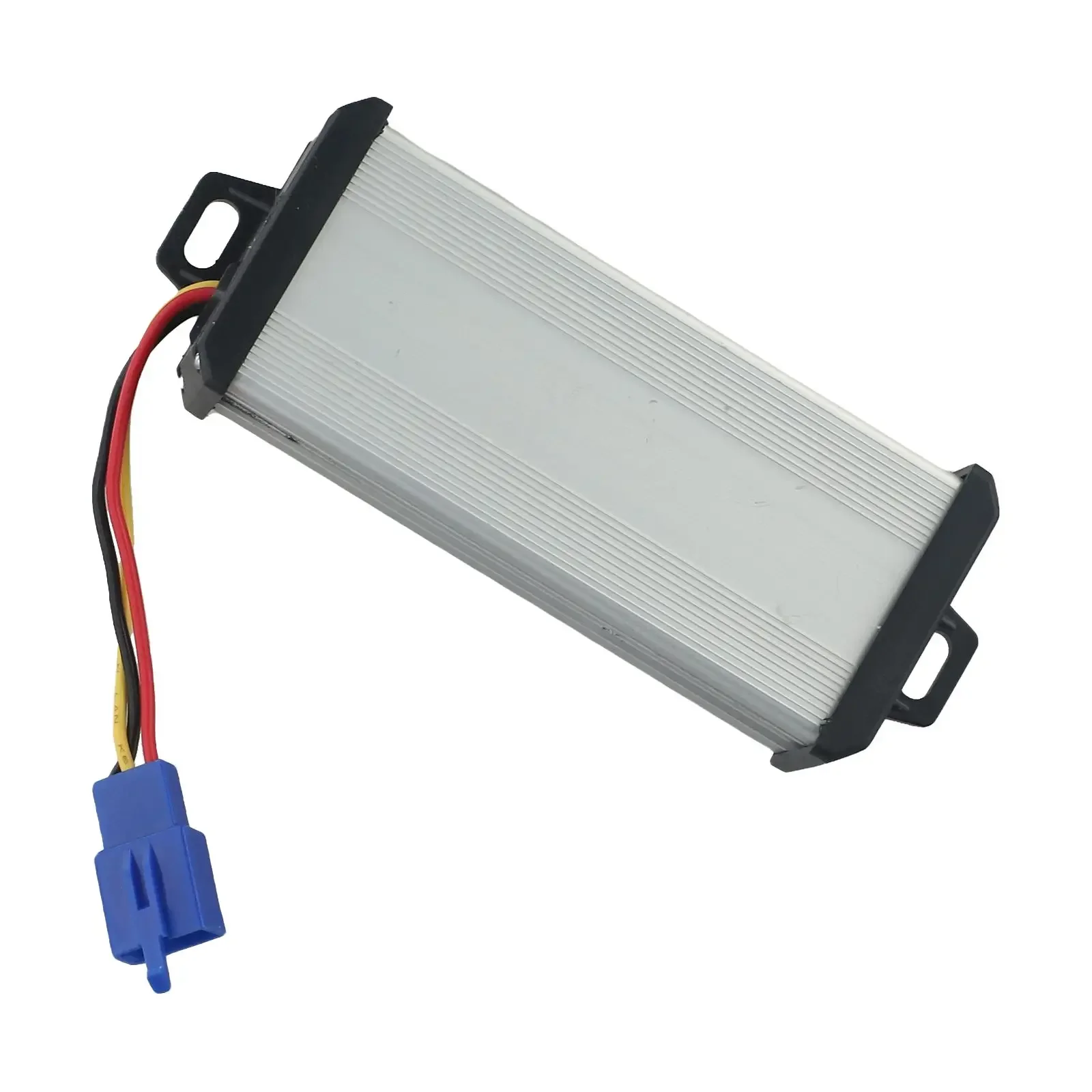 Electric Bikes DC Transformer 72-120V Input 9*5.1*3.3 Cm Built-in Insurance Over-current Protection Over-voltage Protection