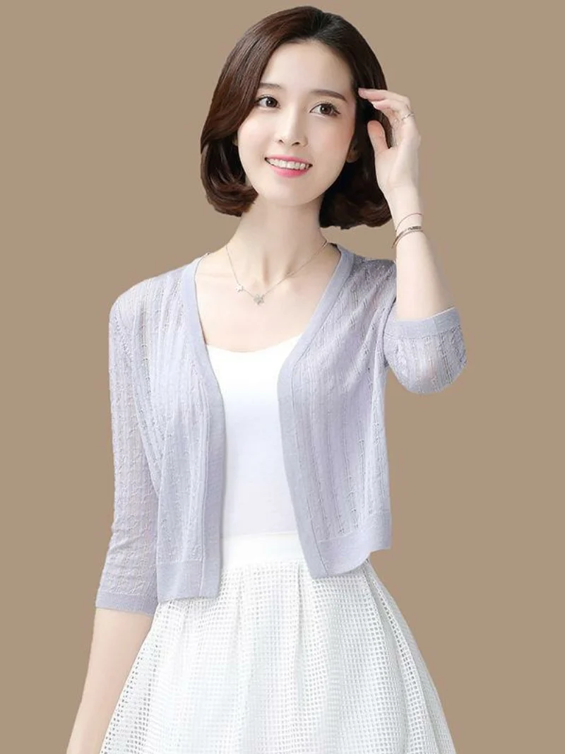 

Летняя трикотажная легкая женская куртка из ледяного шелка с жилетом на бретелях Маленькая шило Верхняя одежда Универсальная футболка стандартного кроя среднего размера...