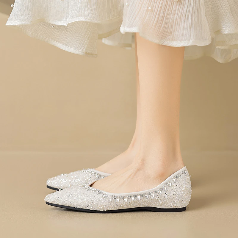 Women Rhinestone Flat Bean Shoes Slip On Fairy Style Plus Size Soft Comfortable Casual Shoes Autumn Fashion Footwear Perfect