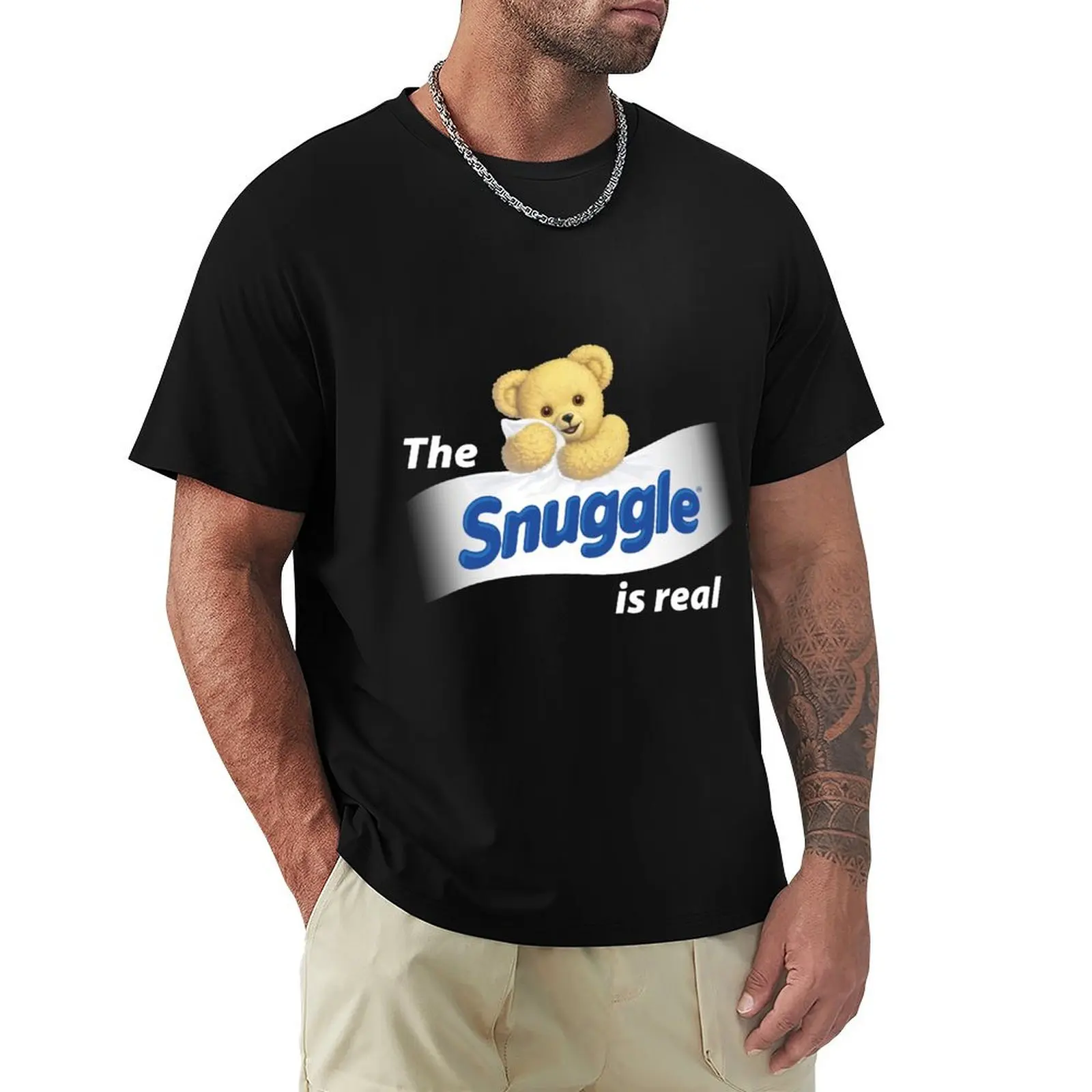 

The Snuggle is Real Snuggle Bear T-Shirt boys whites graphic shirts T-shirts for men cotton