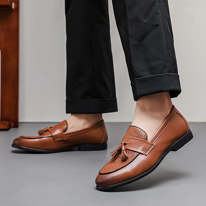Men Business Tassel Shoes Casual Comfortable Fashionable Small Leather Shoes Men Gentlemen Social Brand Shoes Men Sizes 38-48