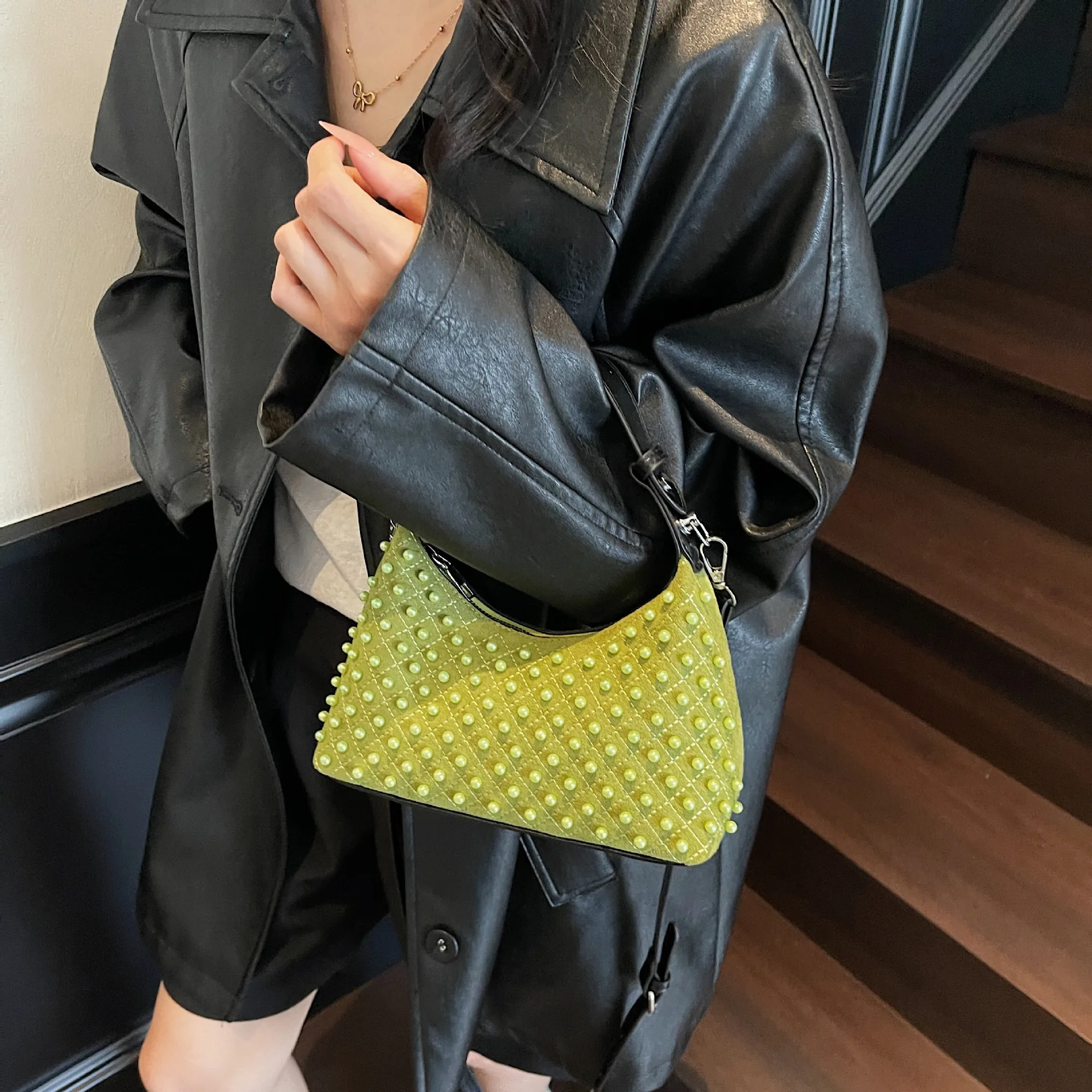 

New Pearl Bucket Bag Women's High-end Shoulder Messenger Bag Fashion Underarm Bag Casual