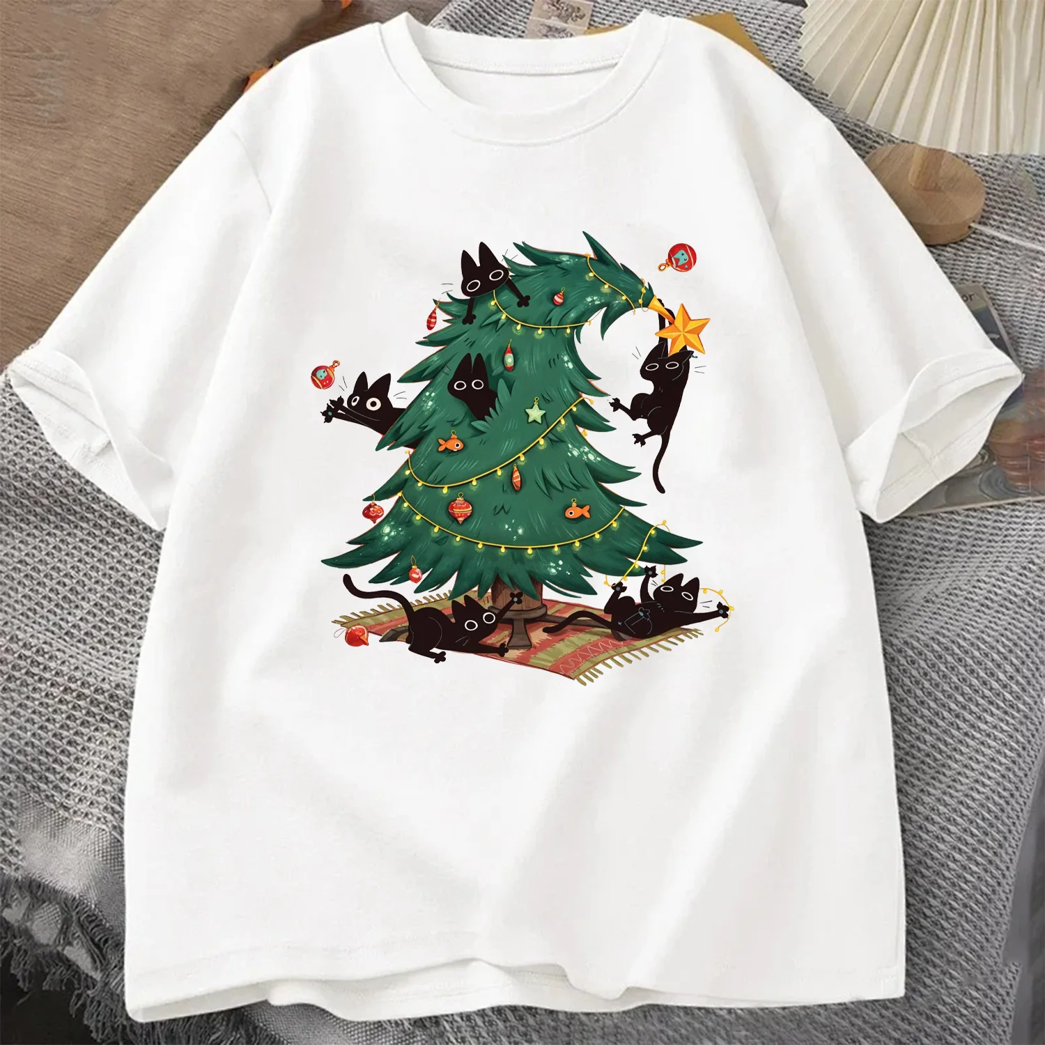 Christmas Tree and Cat T-Shirt Summer Men's Tracksuit Round Neck Pullover Short-sleeved Tops Cotton Casual Fashion Streetwear
