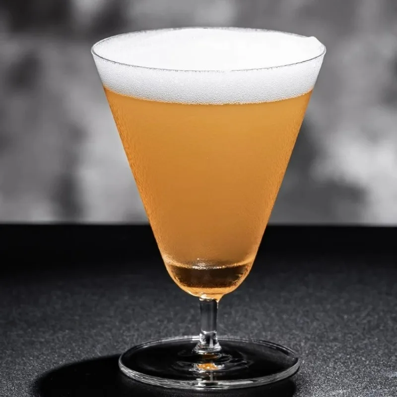 Japanese Style Martini Glasses Cups Small Cocktail Glass Cups Triangle Martini Glasses Cup Transparent Goblet Glass Cup Bar Tool
