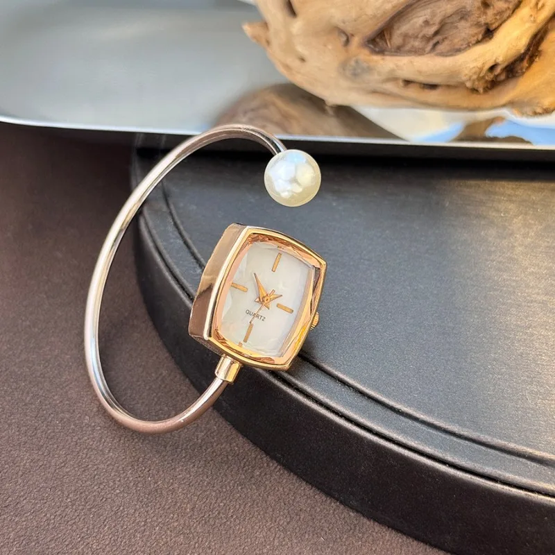 

Ladies watch, bracelet light luxury fashion high value quartz watch