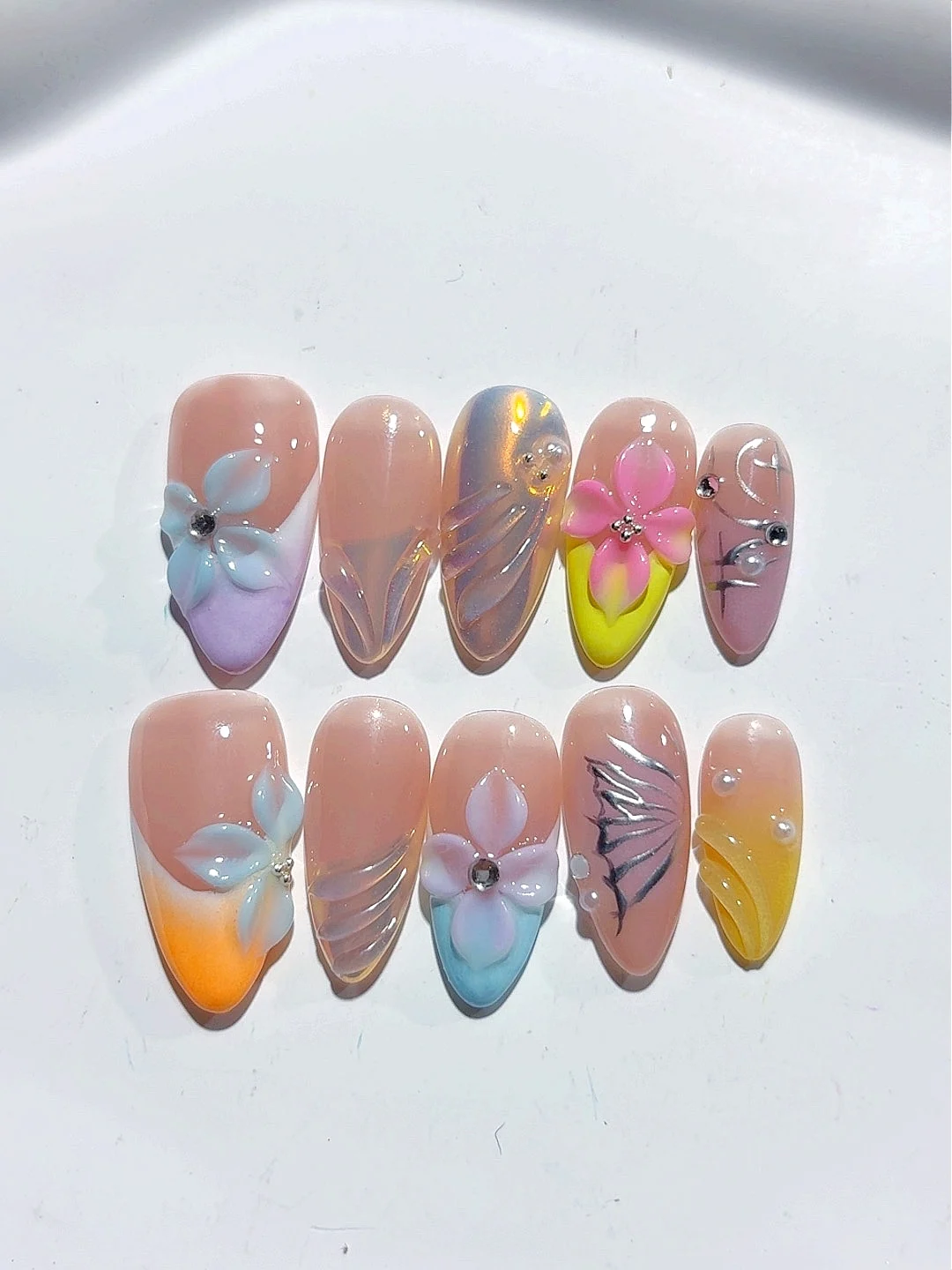 

French Gradient Glossy Stereo Flower Fashionable Wearable Fake Nails (D452)