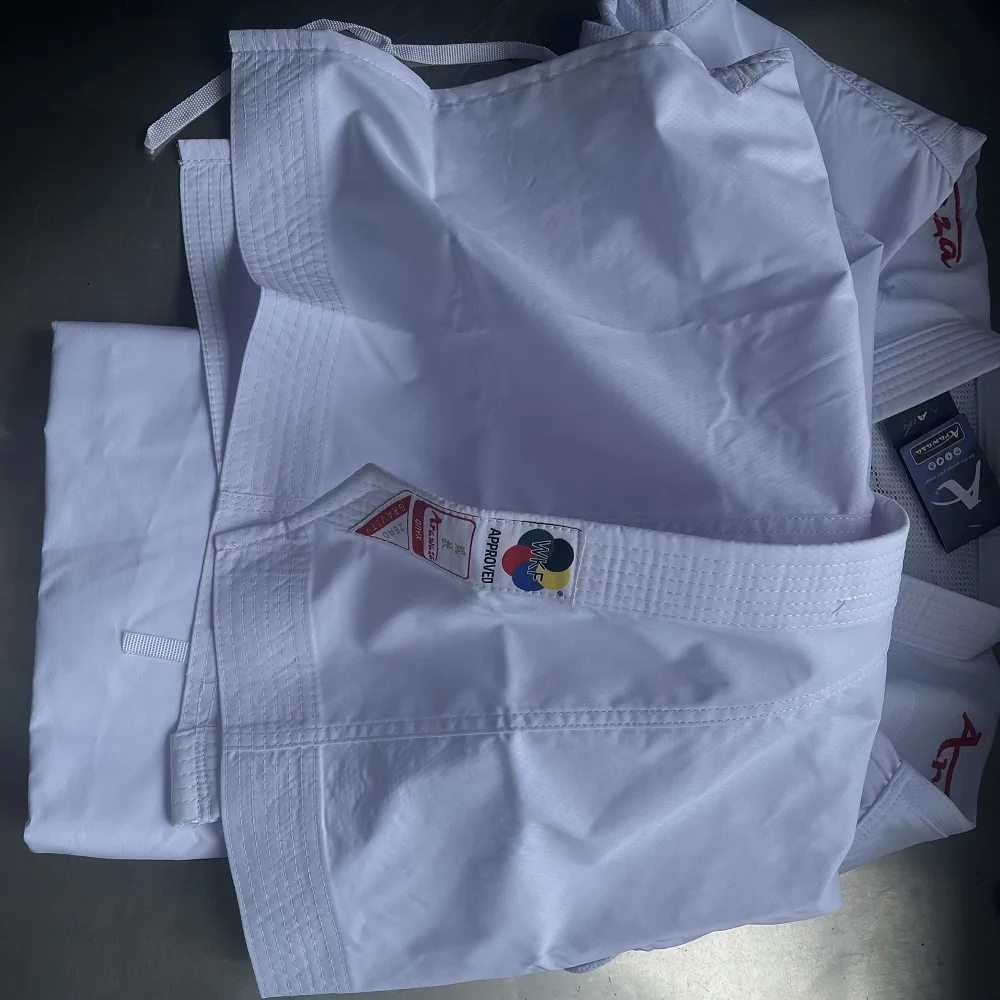 New Arrive Breathable Karate Uniform For Kids Adults Lightweight Student Gi Pants and Jackets For Martial Arts Uniform image 2