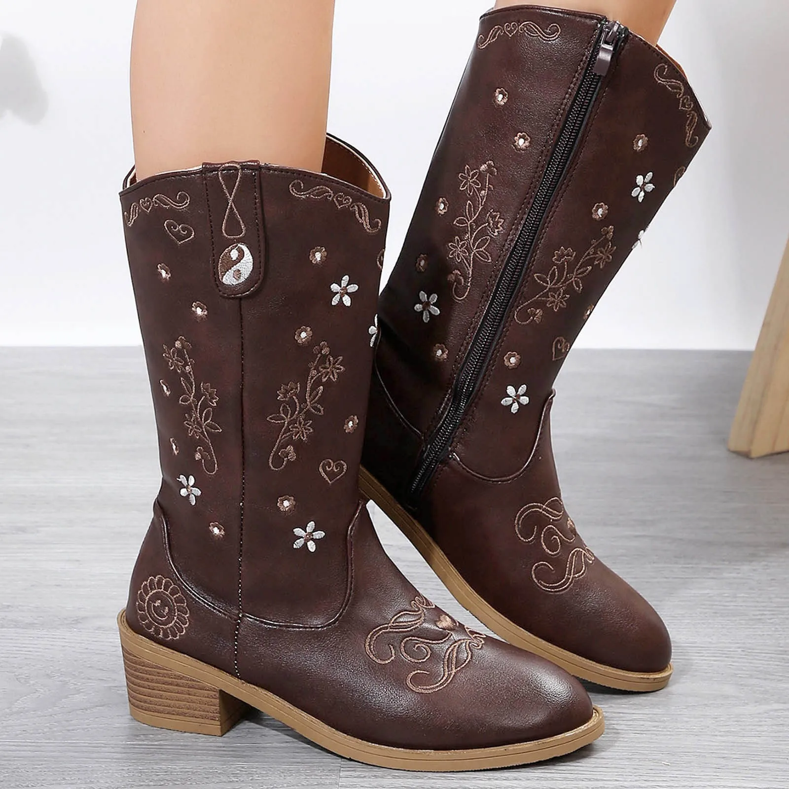 

Женские ковбойские ботильоны с вышивкой, винтажные полусапожки до щиколотки в западном стиле, Повседневная Осенняя обувь на блочном каблуке