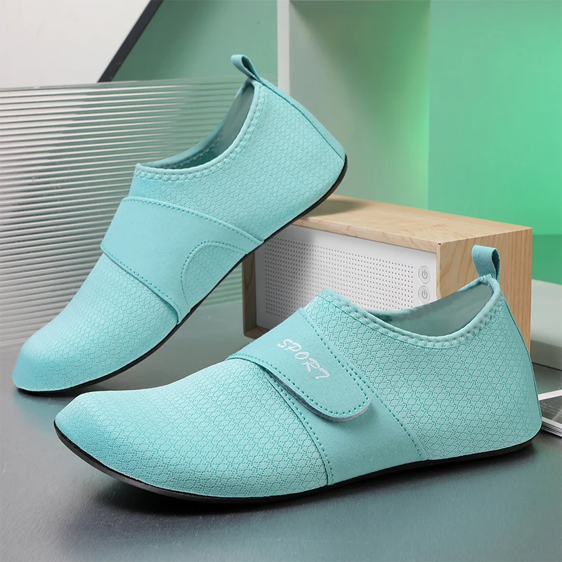 

Unisex Swimming Water Shoes High Top Barefoot Beach Aqua Shoes Outdoor Sport Hiking Wading Sneakers Fitness Diving Surf Sandals
