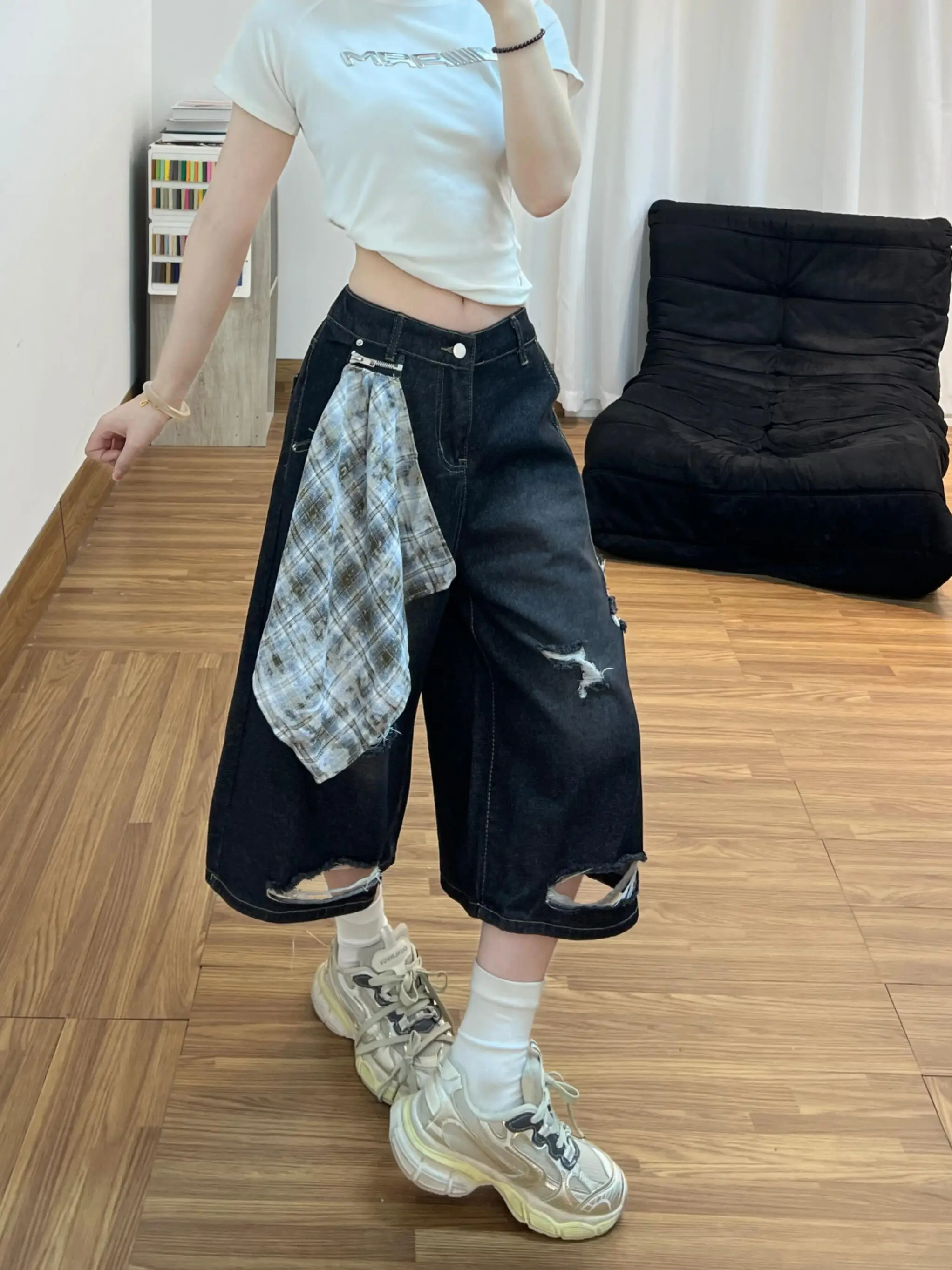 Pantalones cortos de mezclilla estilo americano con aberturas y diseño de verano para mujer, de corte holgado y pierna ancha, tipo pantalón a media pierna.