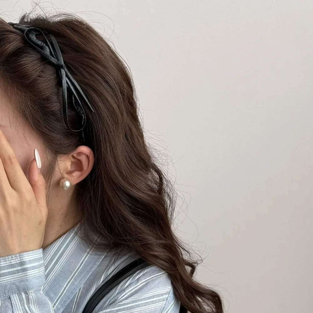 귀여운 논슬립 리본 헤어밴드 U자형 플라스틱 웨이브 헤어밴드 한국 스타일 PU 가죽 헤어밴드 메이크업
