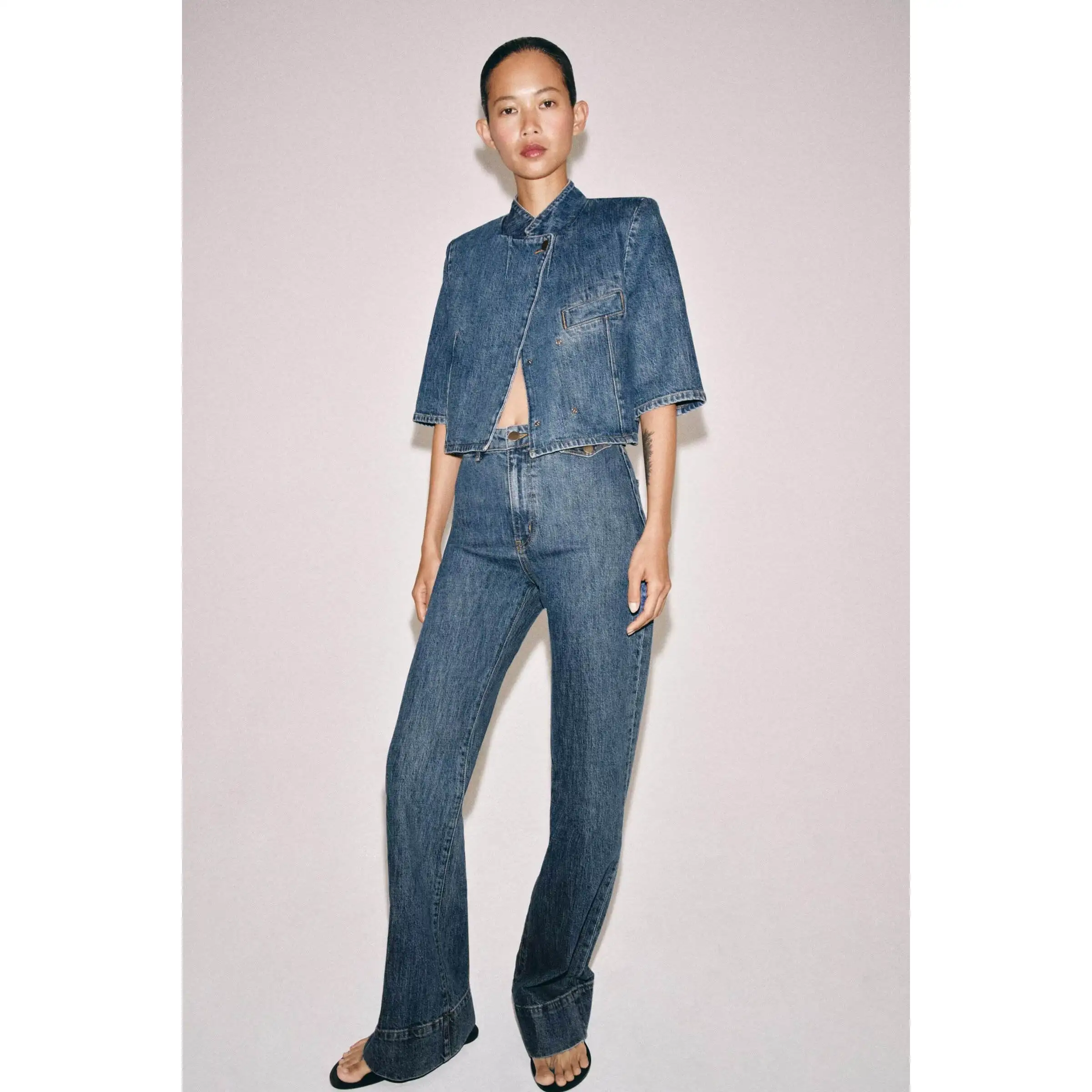 Fashionable Short Denim Jacket Women's Spring Summer New Arrival ZR Style Polyester Fiber Stretchy Button Closure No Hat