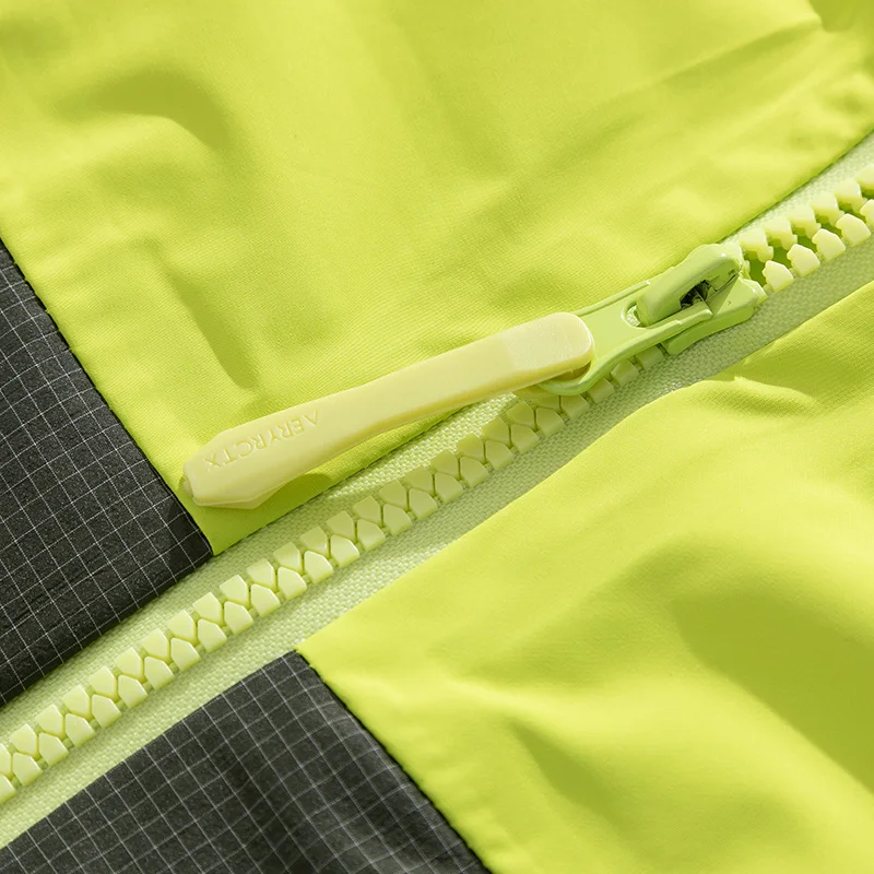 Men's Waterproof Hiking Jacket Autumn Fashion Windbreaker, Outdoor Rain Coat for Camping Trekking Urban Commute Fashion Hooded