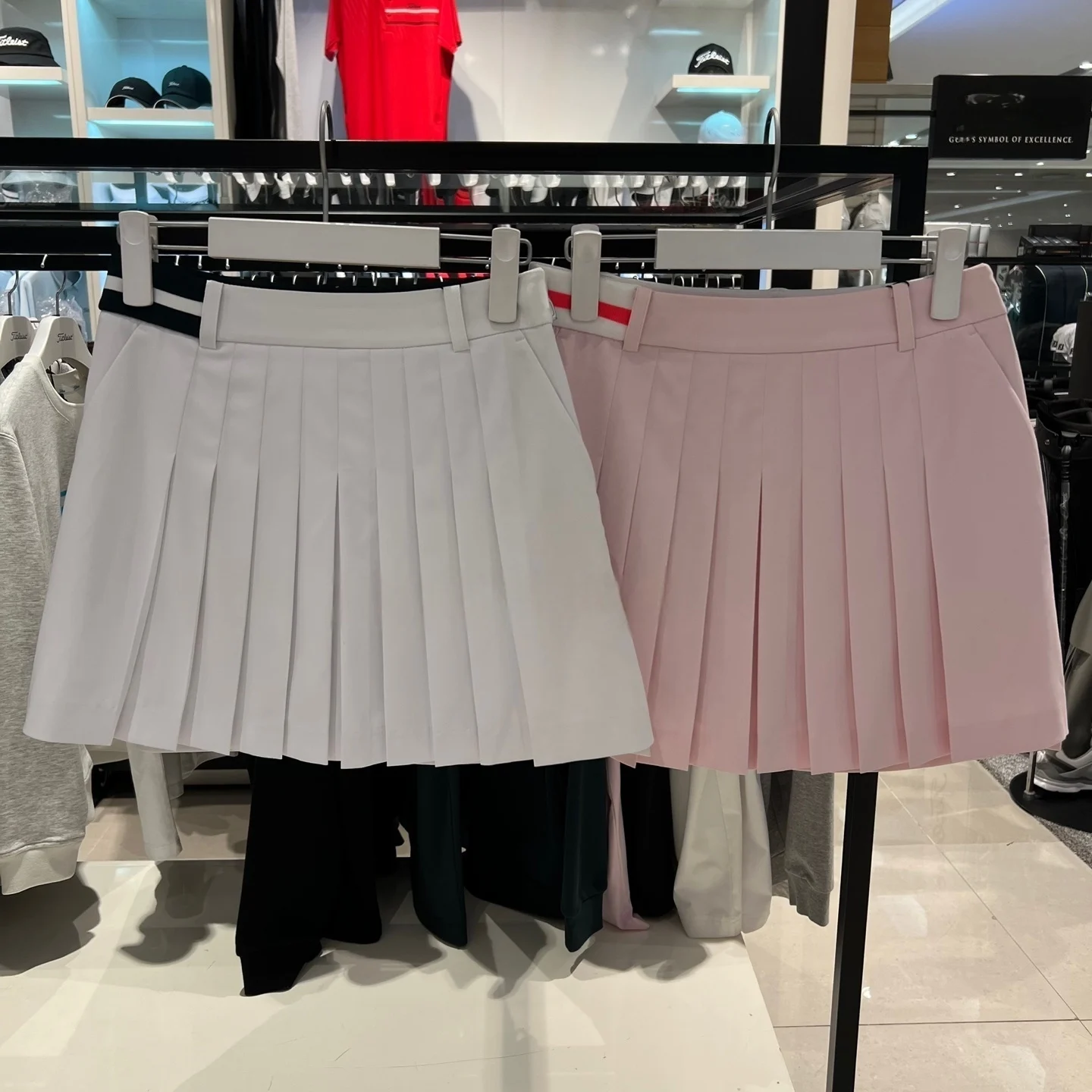 

Golf Clothing Women's 2025 Summer New Pleated Short Skirt Casual Breathable Thin Golf Skirt