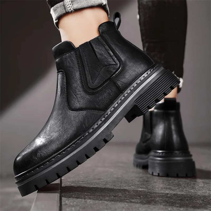 

Autumn and winter men's short boots Trendy minimalist designer style Outdoor leisure party Daily office motorcycle leather shoes