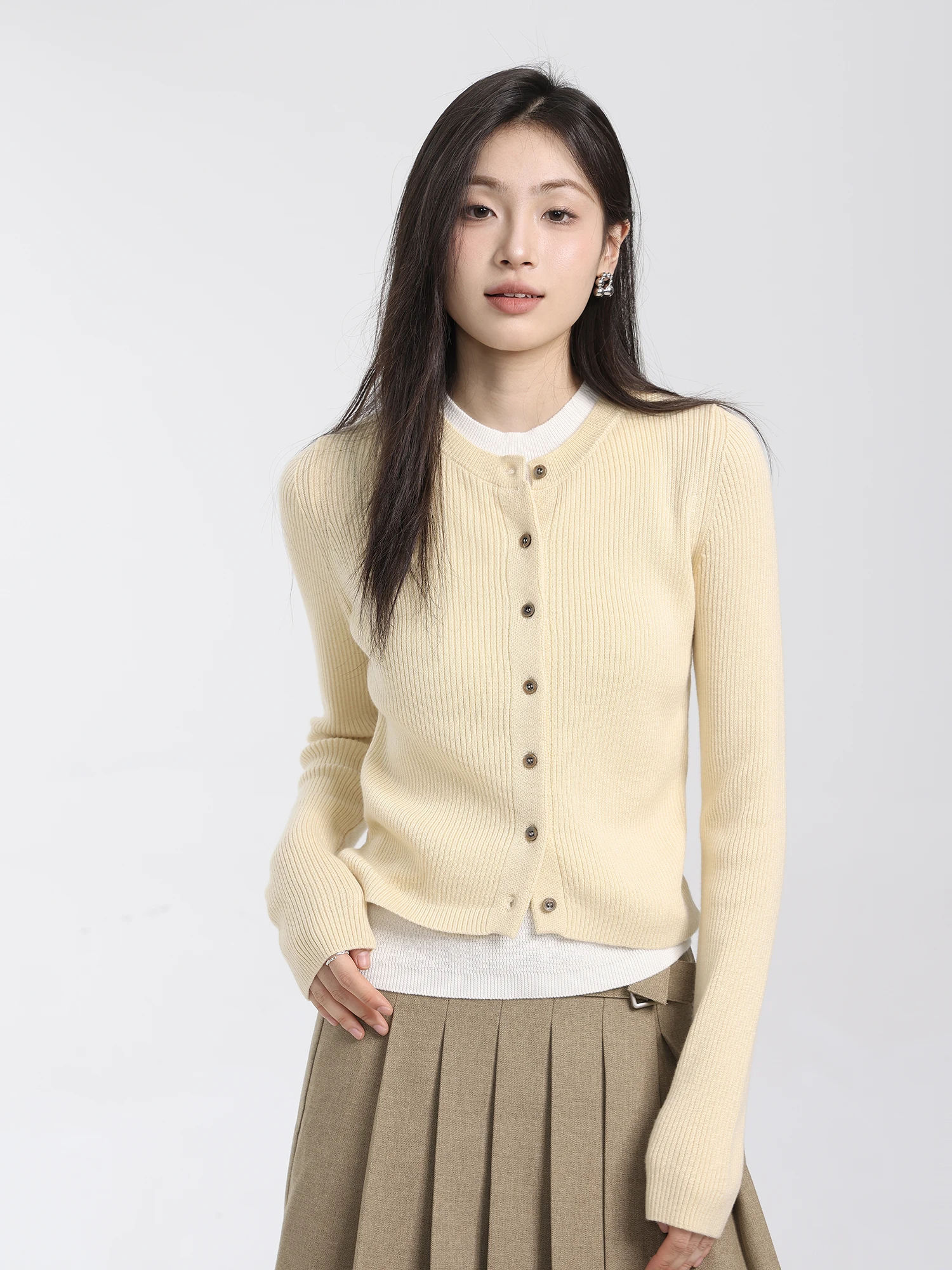 

Желтый свитер Crsu Yuxi, пальто, женский длинный све, трикотажная внутренняя одежда, искусственный дизайн из двух предметов, длина для поездок на работу