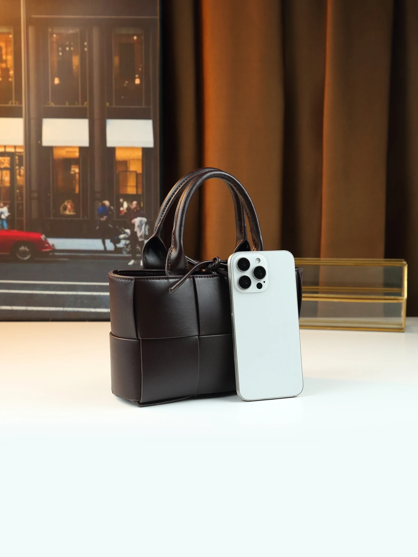 Fashion versatile woven model, mother and child bag, portable shoulder small bucket bag, small vegetable basket bag.