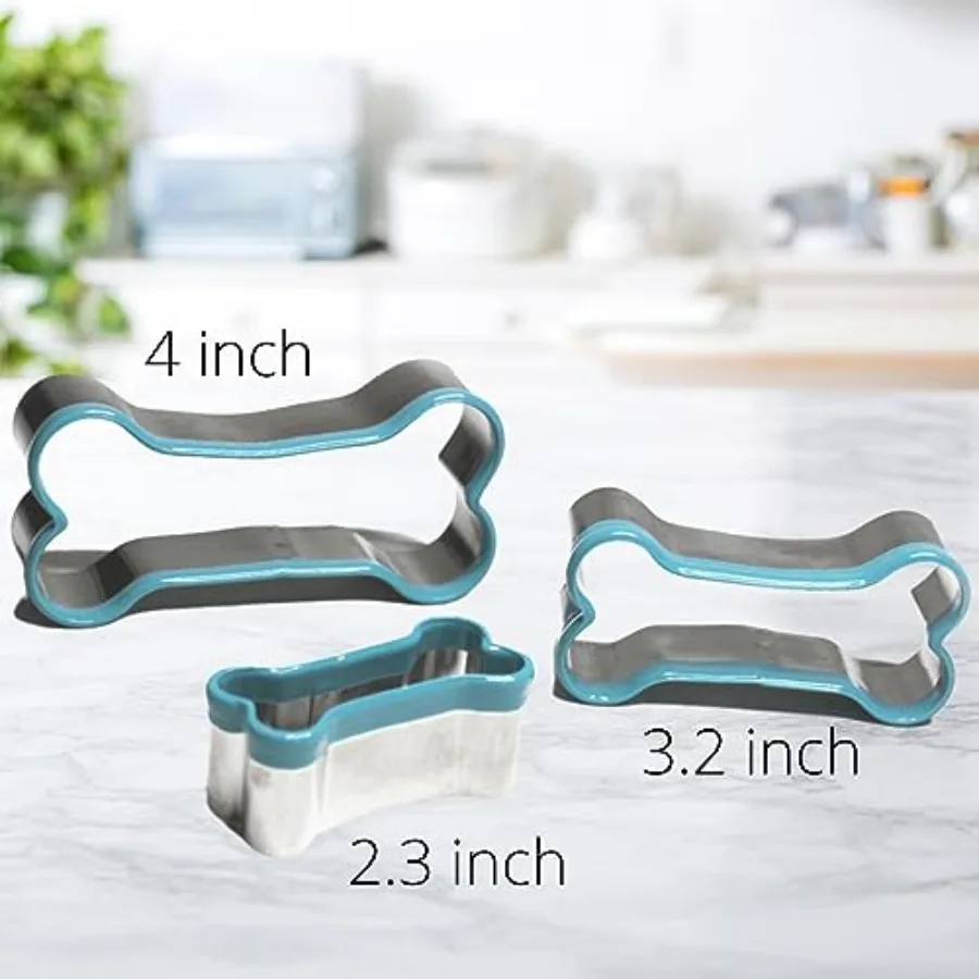 3 Piece Dog Bone Ce Cutter Set with PVC Coating for Hade Dog Treats Biscuits Fondant Pastries Sandwich Shapes Crafts