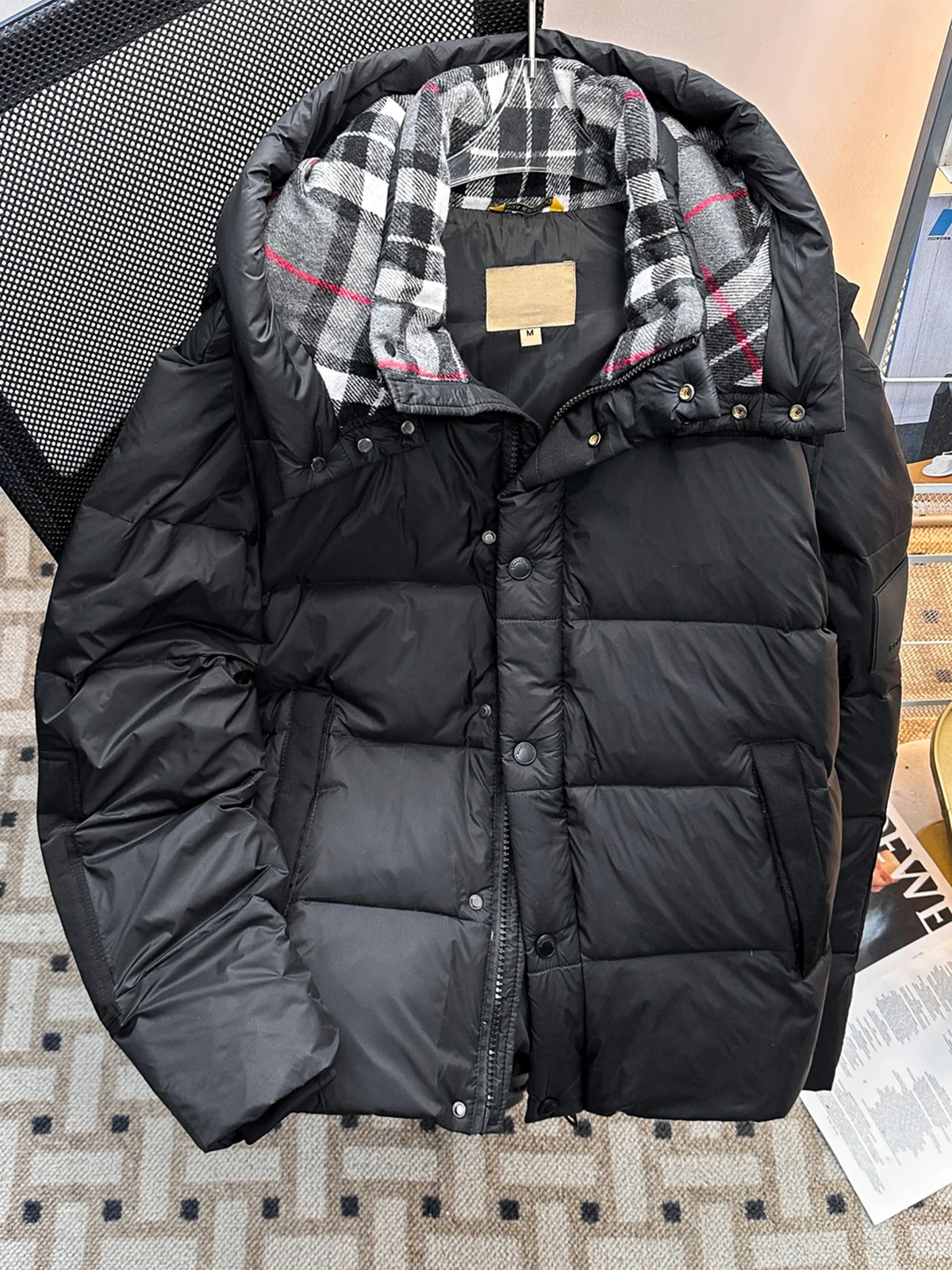

Detachable down Jacket for Couples Thickened Duck down Vest Fashionable Warm Cold Resistant Outerwear for Men And Women