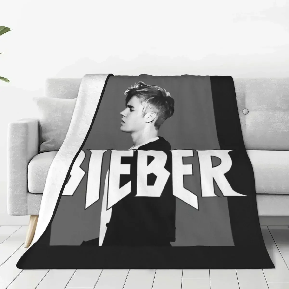 

Bieber Singer Warm Soft Blanket Album Canadian Travelling Bedding Throws Winter Pattern Custom Flannel Bedspread Sofa Bed Cover
