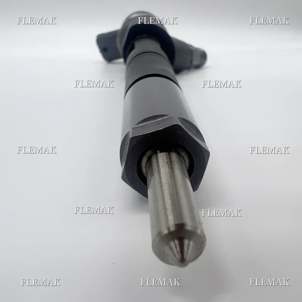 High Quality Diesel Common Rail Injector 0445110307 for QSB 3.3 Komatsu 4D95 6D95