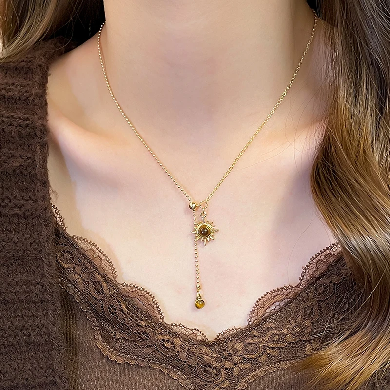 Long Sunflower Tiger Eye Stone Pendant Necklace For Womens Accessories 2025 New Autumn/Winter Sweater Chain Light Luxury Jewelry
