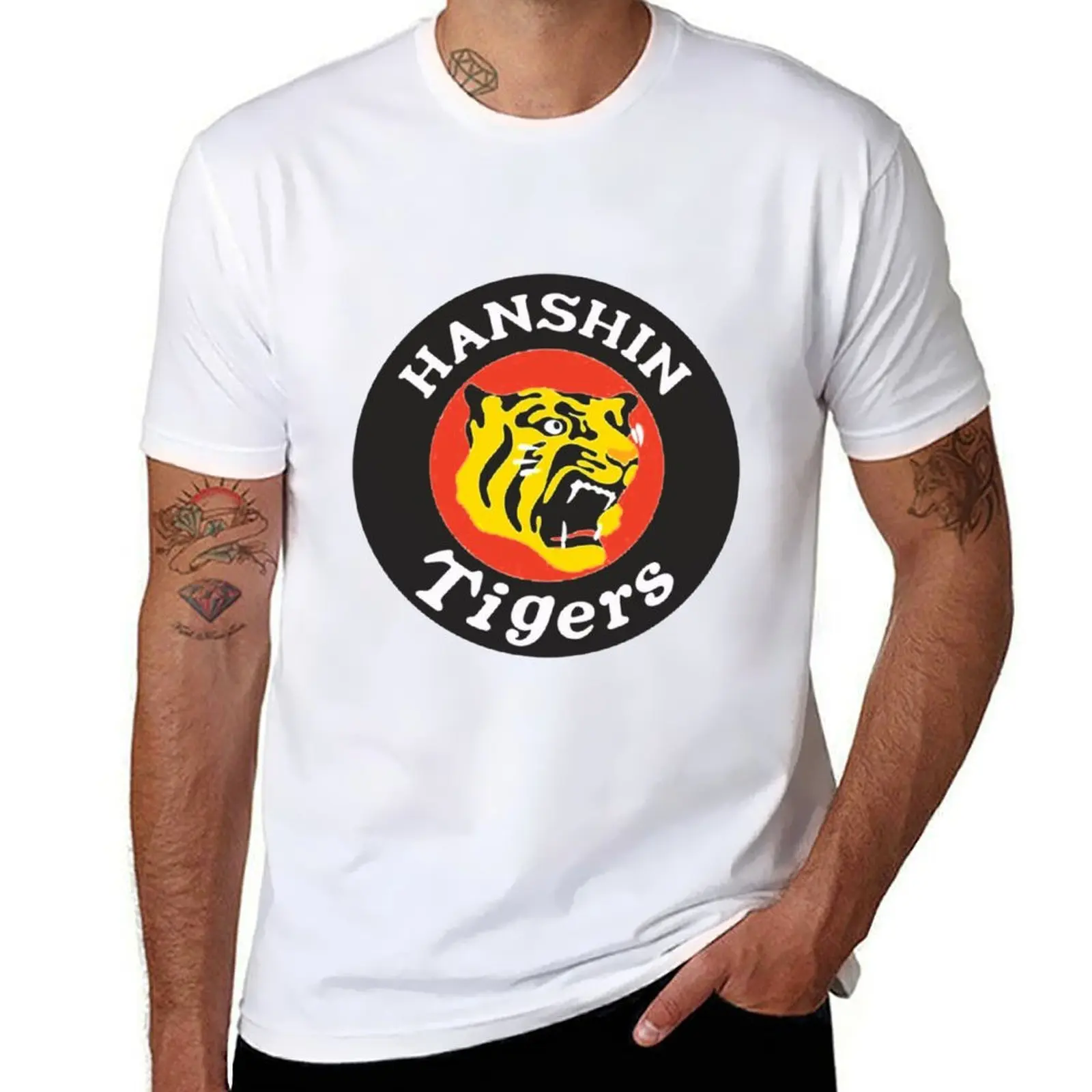 

Tigers Baseball Hanshin Logo Vintage T-Shirt Big and Tall Solid Color T-Shirt