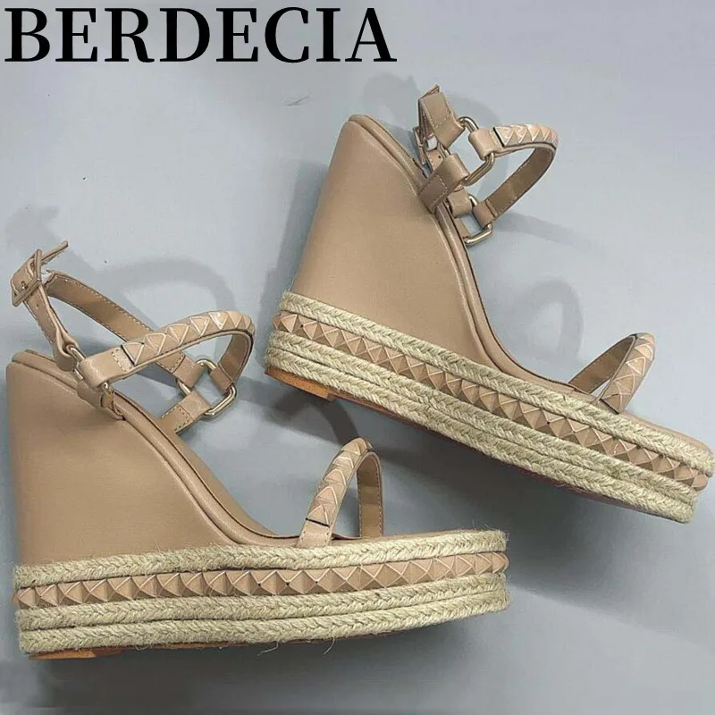 Sandalias de plataforma superalta para mujer, zapatos de cuña, alpargatas con tachuelas, sandalias de Gladiador, zapatos de marca de lujo con envoltura en el tobillo