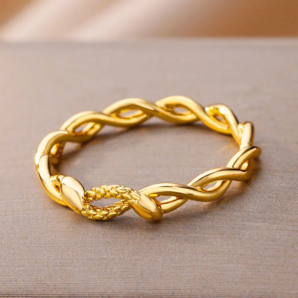 Vintage Twist Rings For Women Stainless Steel Staggered Lines Ring Gold Plated Wedding Asthetic Finger Ring Trendy Party Jewelry