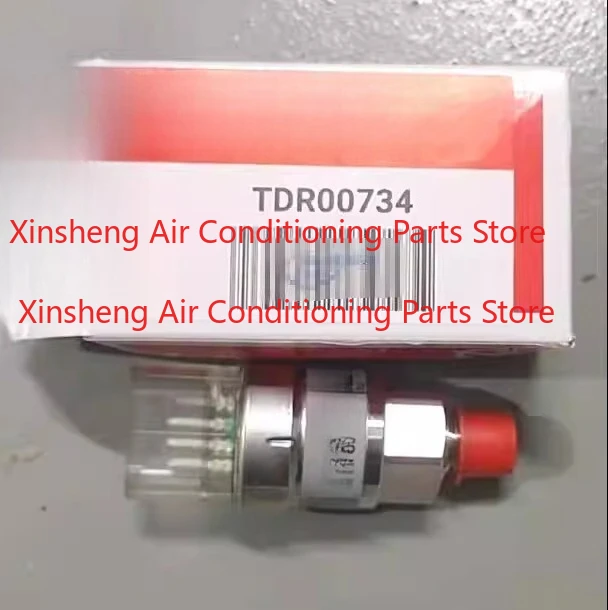 

New, suitable for Trane temperature and pressure sensor TDR00734 AKS1008 076G1007