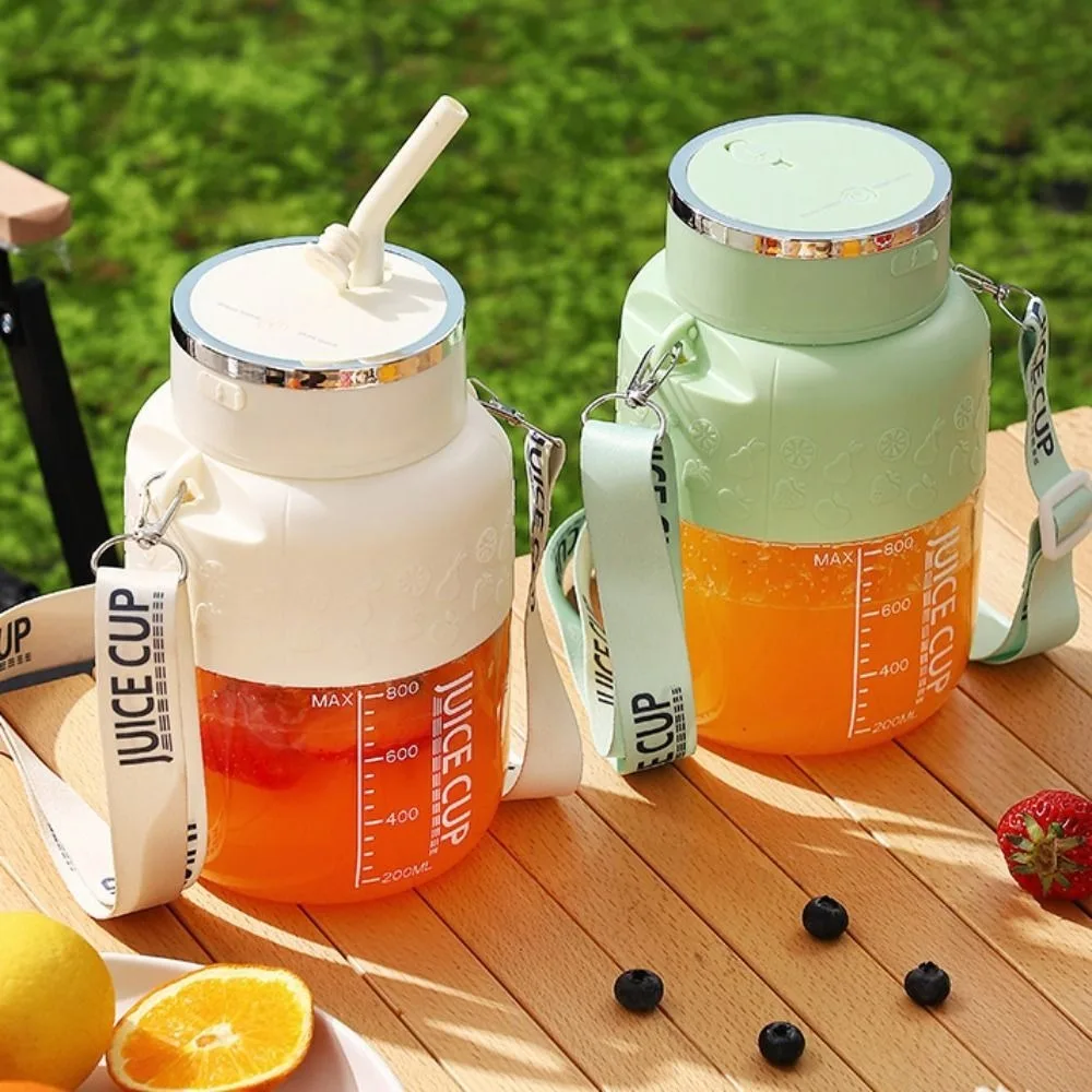 800 ML Portable Juicing Bucket Large Capacity Long Battery Life Juicer Cup with Straw and Strap Wireless Fruit Blender Cup