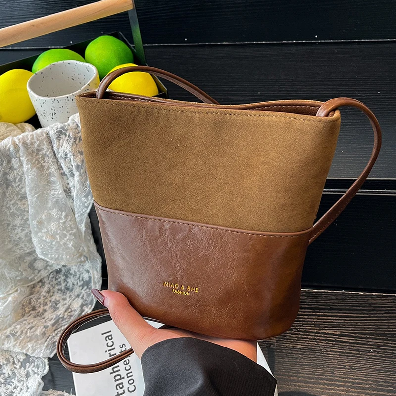 

Luxury Retro Frosted Bucket Bag For Lady Large Capacity Shoulder Crossbody Bag Versatile For Autumn Winter Trend Shopper Handbag