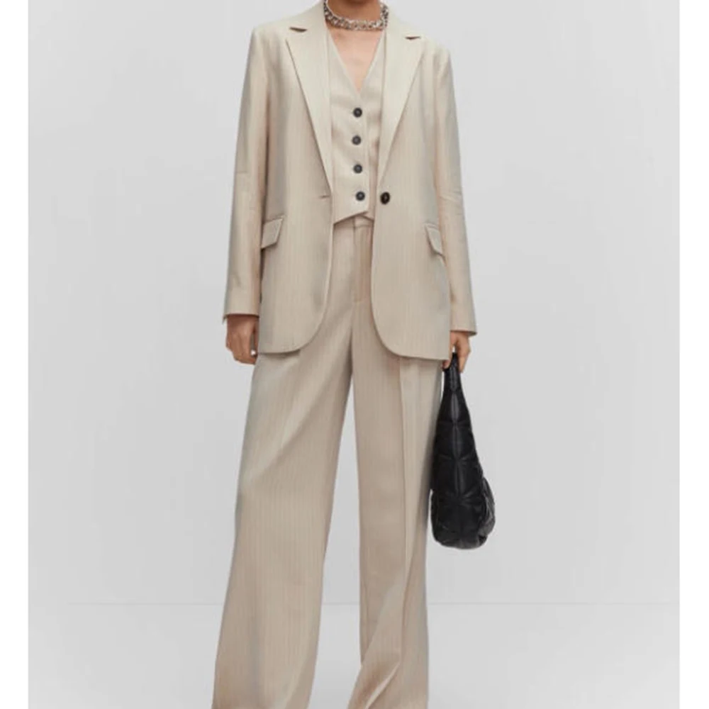 

Beige Pinstripe 3-Piece Blazer Set 2025 Oversized Suit Jacket Vest Wide-Leg Pants Single-Button Women's Office Casual Outfit