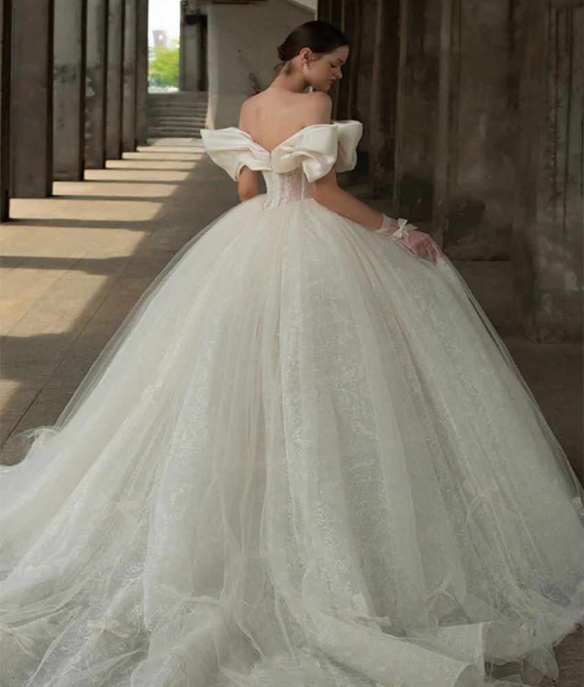 Vestidos de casamento elegantes com arco para mulheres, requintado ombro, pescoço querido, festa do trem do tribunal, vestido de baile, 2024