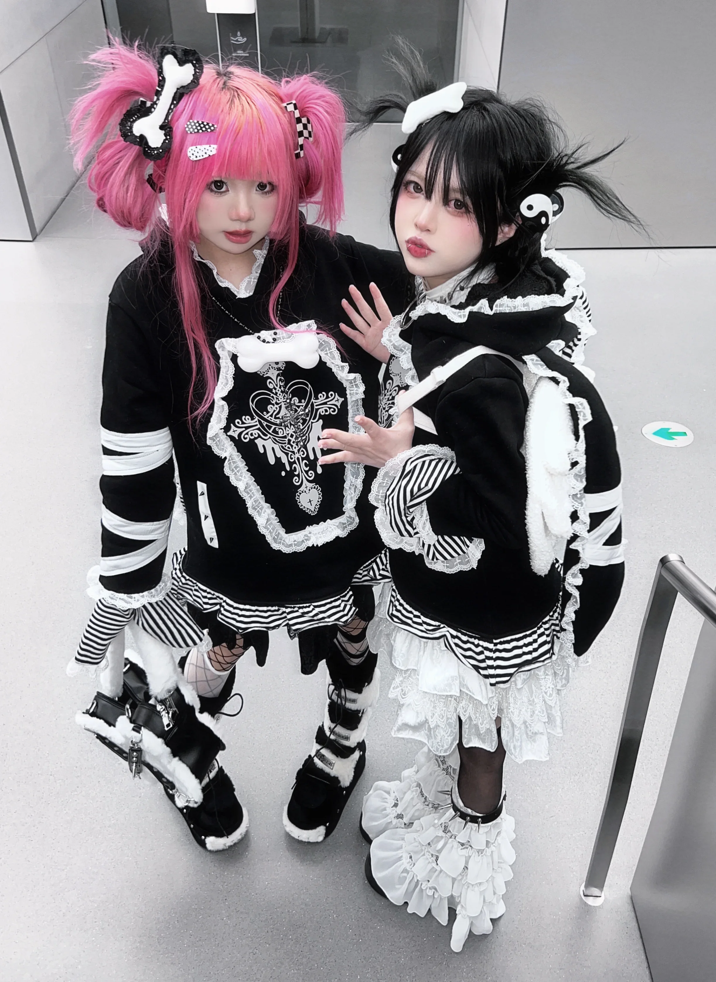 Oversized Hoodie Women Subculture Rabbit Ear Straps Mine Hoodies Hot Girl Cute Lace Striped Splicing Color Horn Sleeve Coats