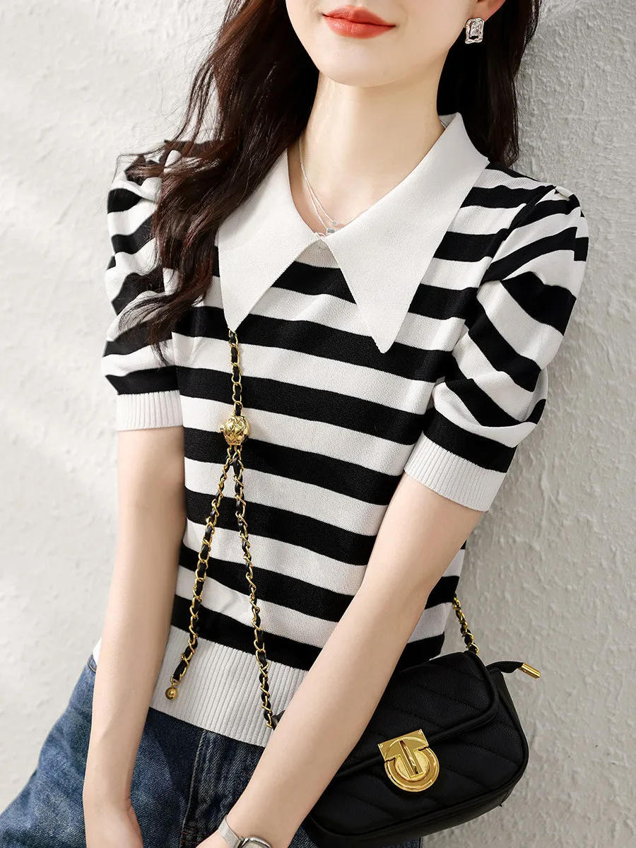 تي شيرت نسائي مخطط بأكمام قصيرة لصيف 2025 موضة جديدة على الطراز الكوري قميص بولو فضفاض متعدد الاستخدامات بتصميم فريد