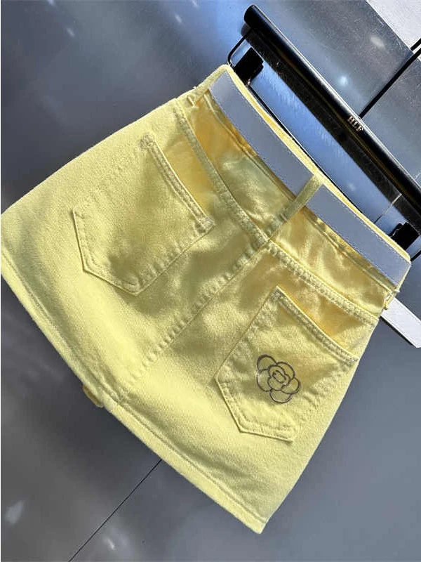 High Waist Slimming Yellow Denim  Skirt Women's Summer New Style Comfortable Fit A-Line Skirt with Zipper Polyester Fiber