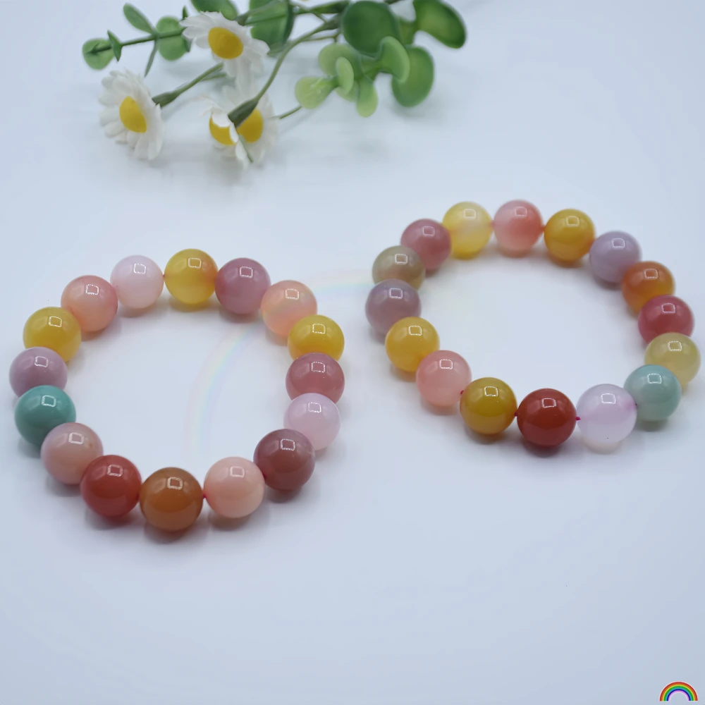 

Natural colored salt-sourced agate bracelet, with a beautiful rainbow of candy-colored jade, Rwbuy