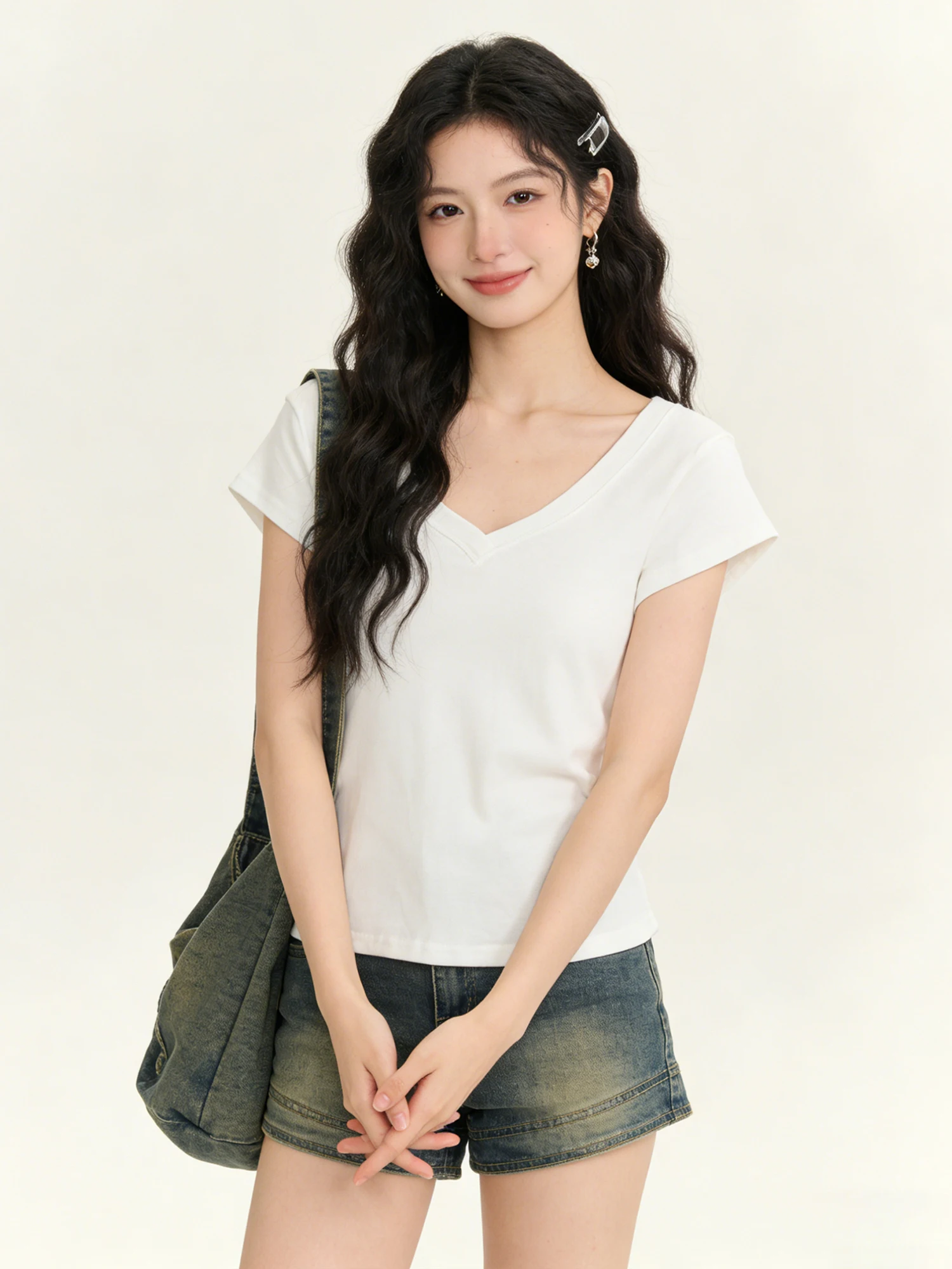 

Summer White Slim Fit Short Sleeve T-Shirt Women's Fashionable Versatile Beautiful Korean Style Commute Style Polyester Cotto...